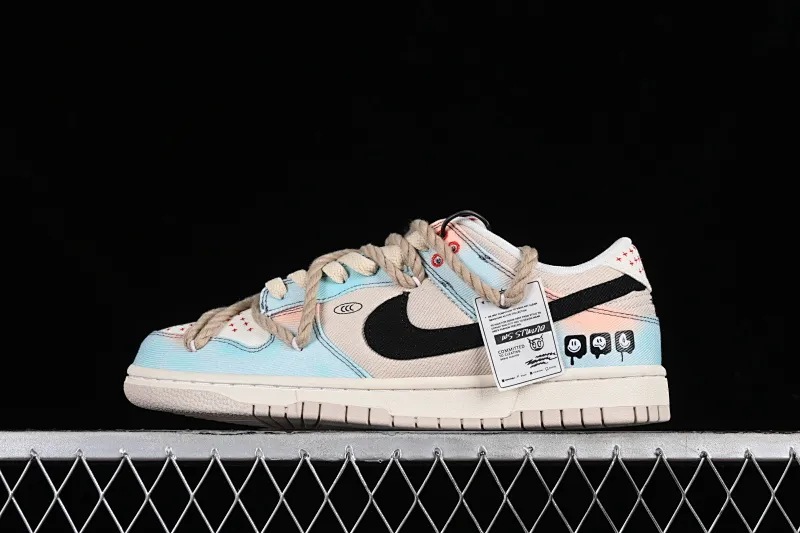 All Categories Nk SB Dunk Series Nk SB Dunk Low Low-top sneakers Nk Dunk Low Castle in the Sky Dopamine gradient Sashiko embroidery Hemp rope SB low-top casual sneakers DV0834-100